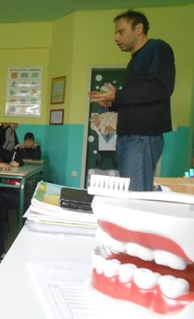 ODONTIATROS 2013 4