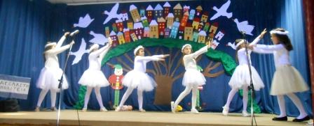 xristoygenna G 2018 10