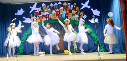 xristoygenna G 2018 12